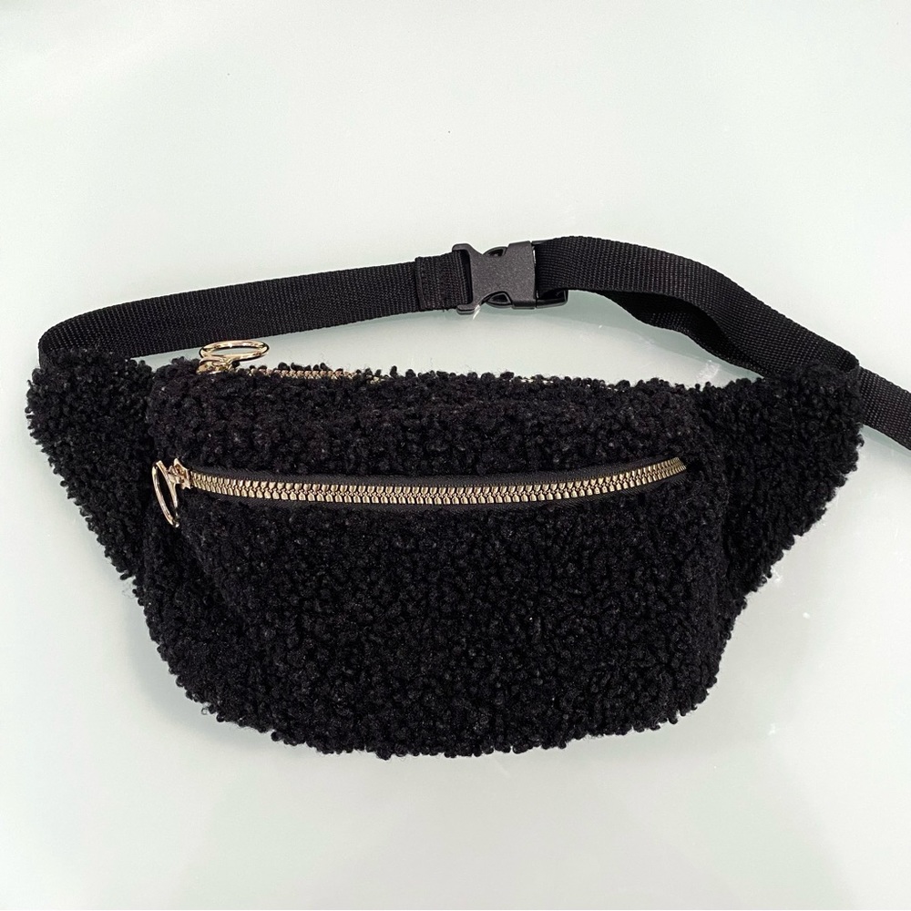 Primark Teddy Sherpa Fluffy Fleece Fur - Sling Belt Bag / Crescent Fanny Pack